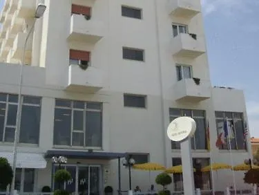 Otel Universal 3*