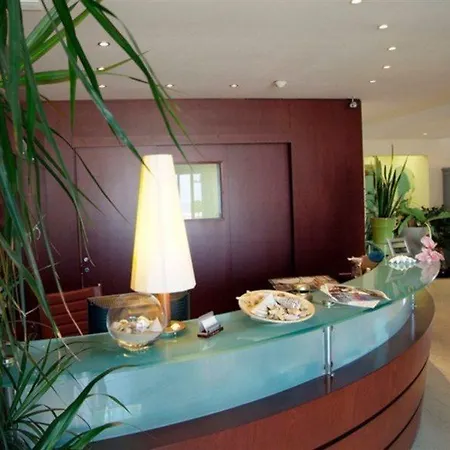Hotel Universal 3*
